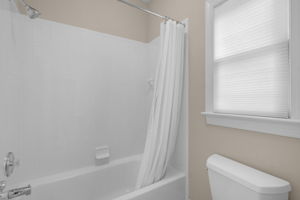  Photo 36