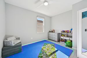 Chippewa Dr-S0702-027.jpg