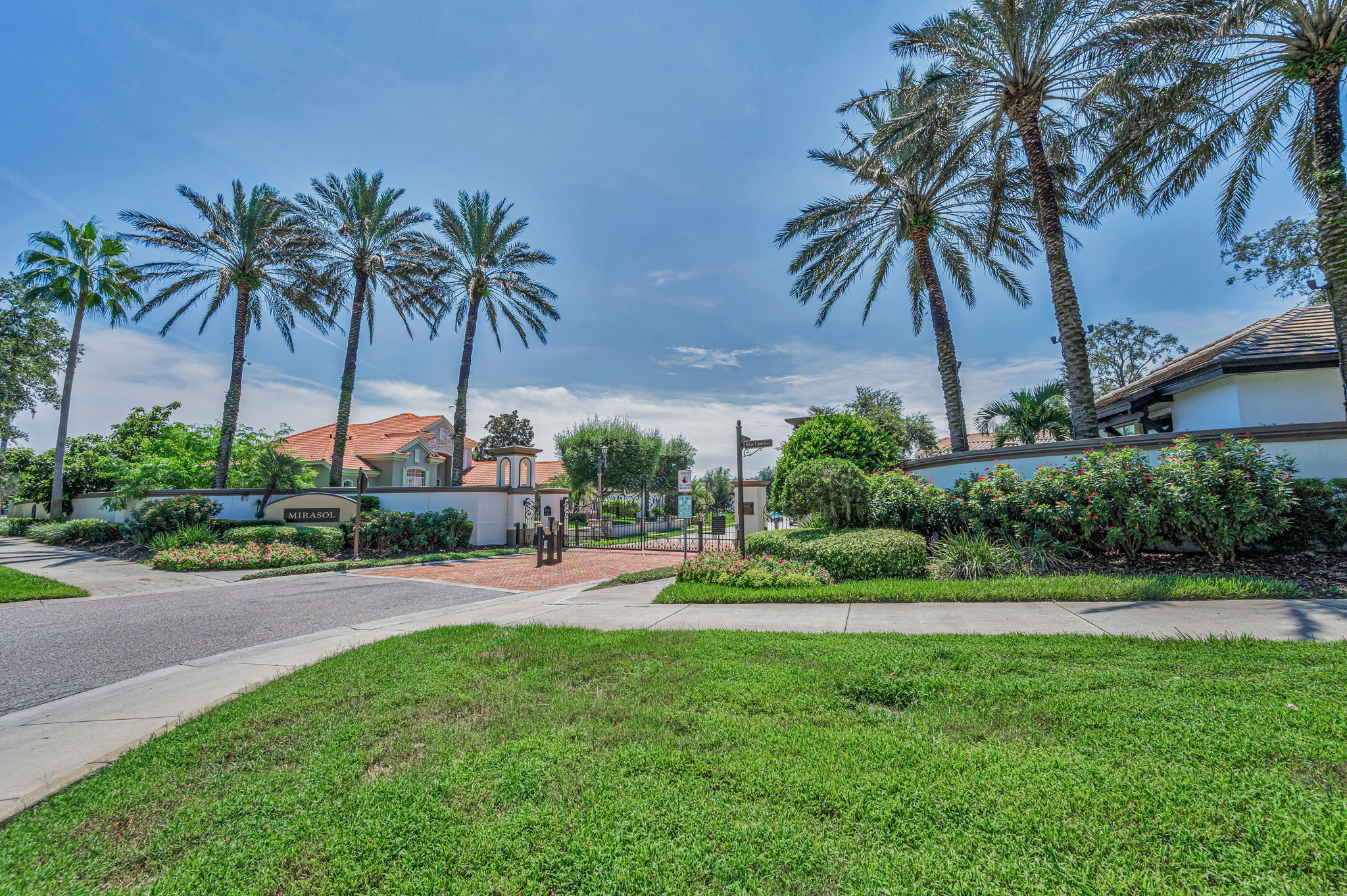 Mirasol Gated Entry1