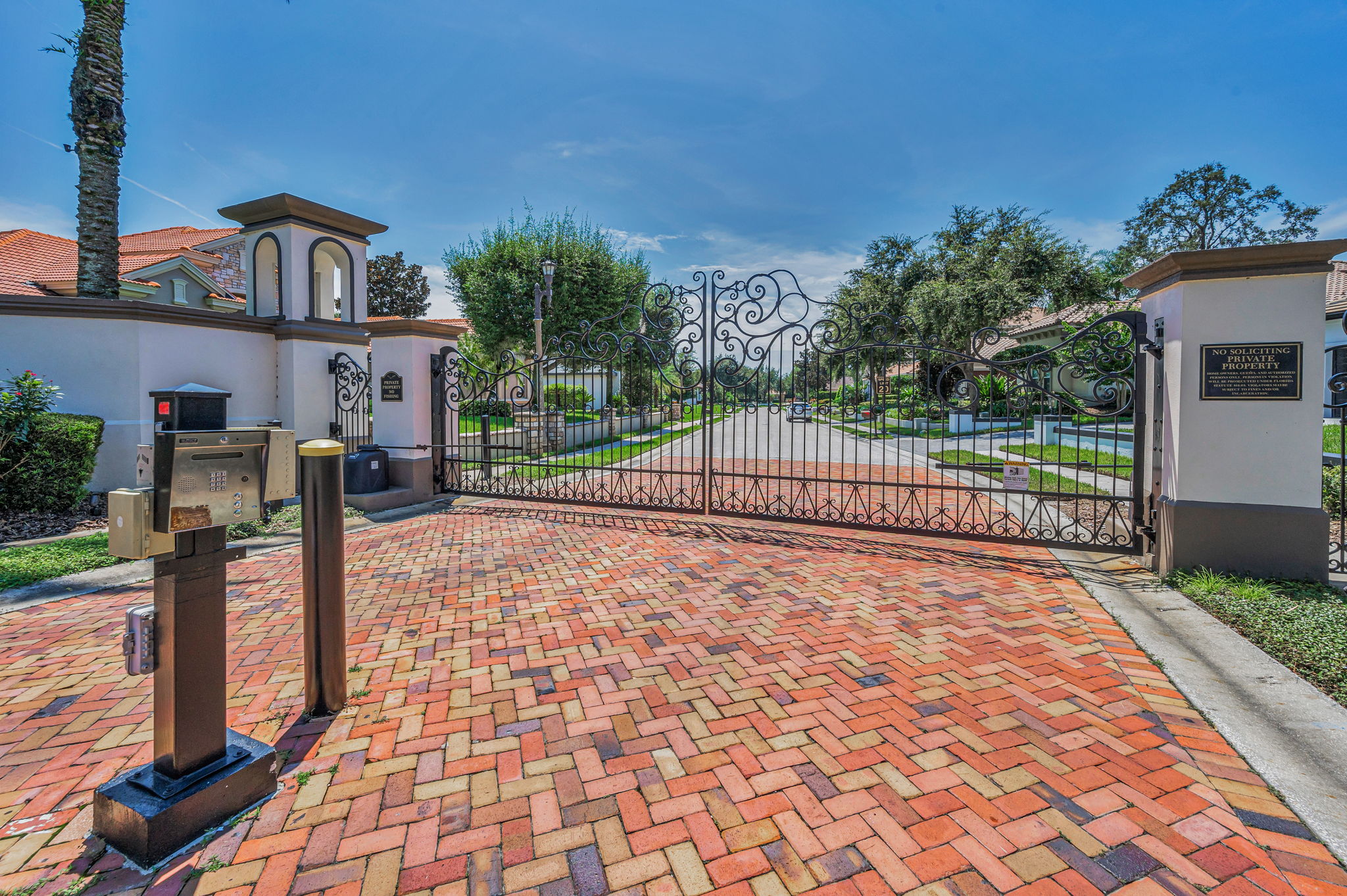 Mirasol Gated Entry3