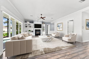 Family Room3-vs