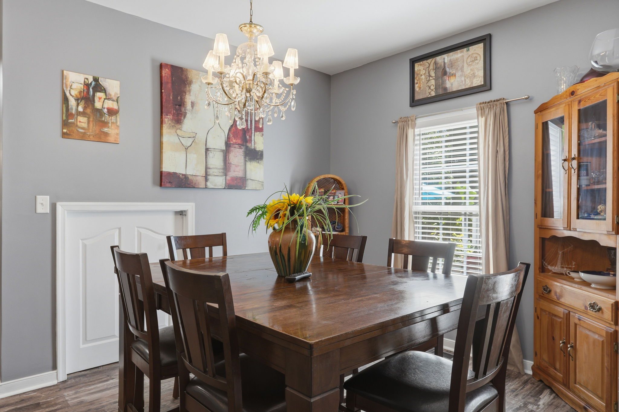 20-Dining Room