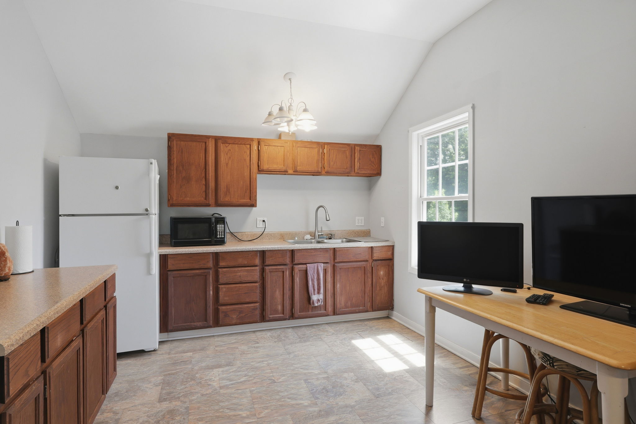 46-Suite Kitchen