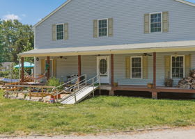 04-Exterior Front