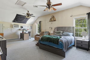 47-Suite Bedroom