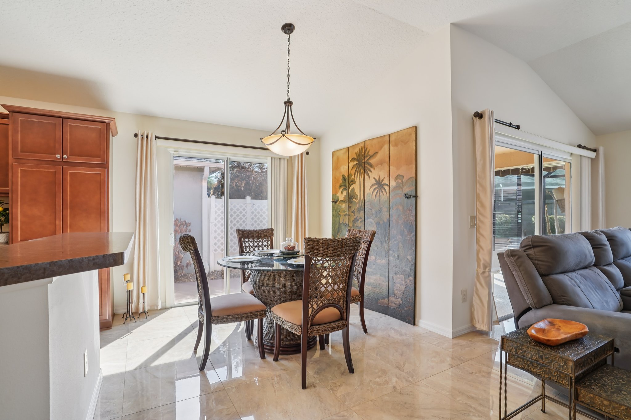 Becker Ave-S2102-012.jpg