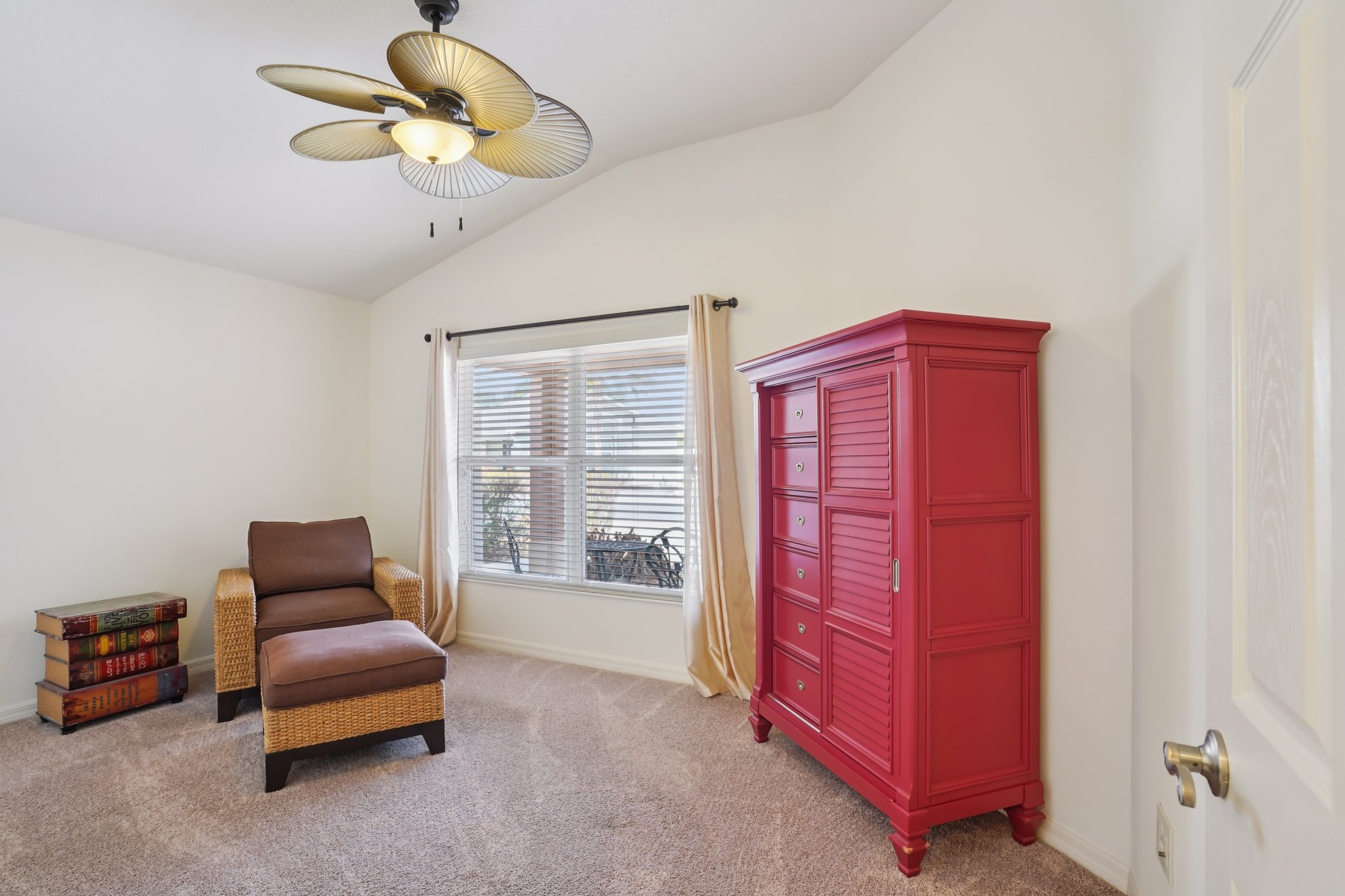 Becker Ave-S2102-025.jpg