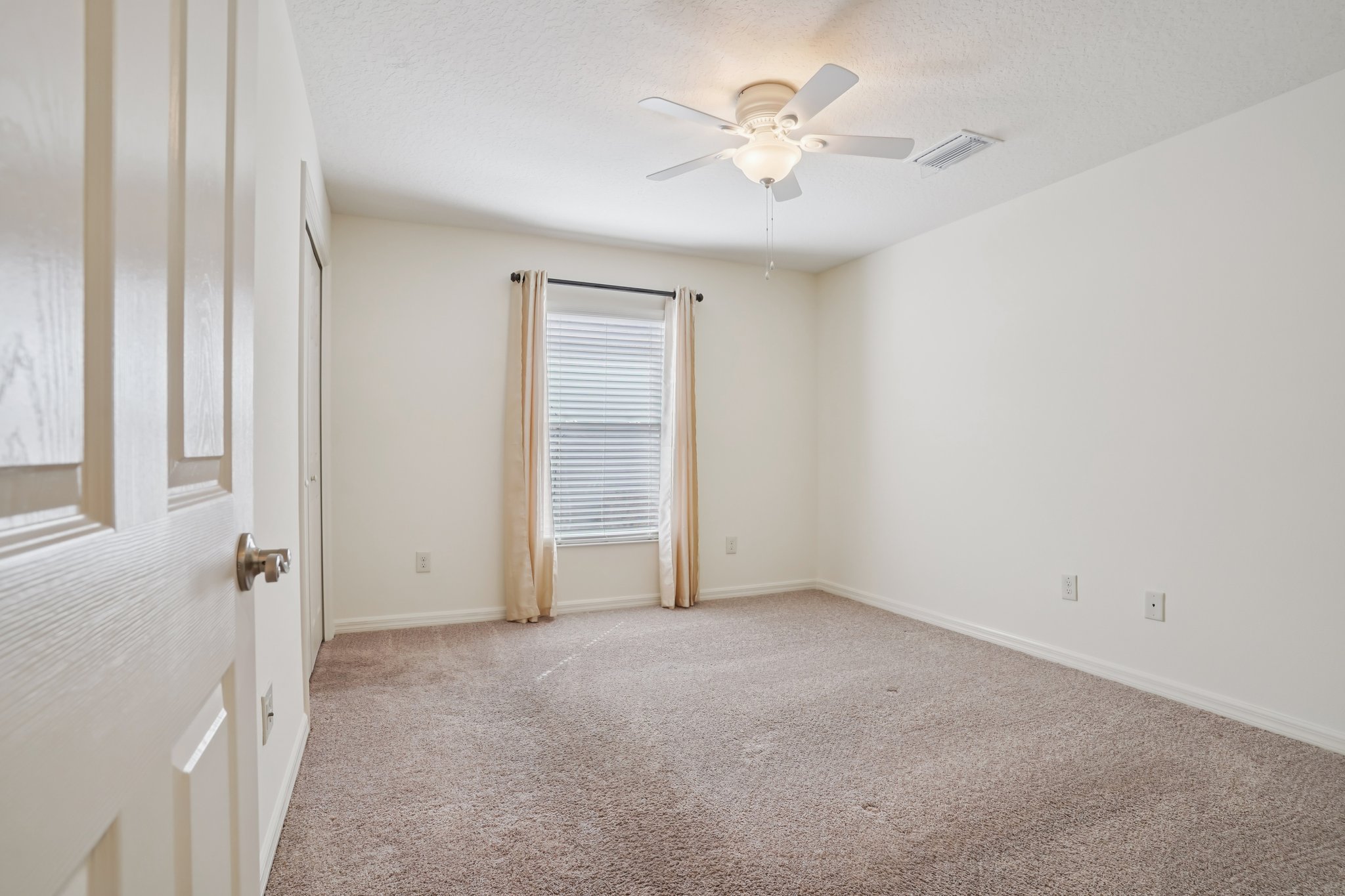 Becker Ave-S2102-030.jpg