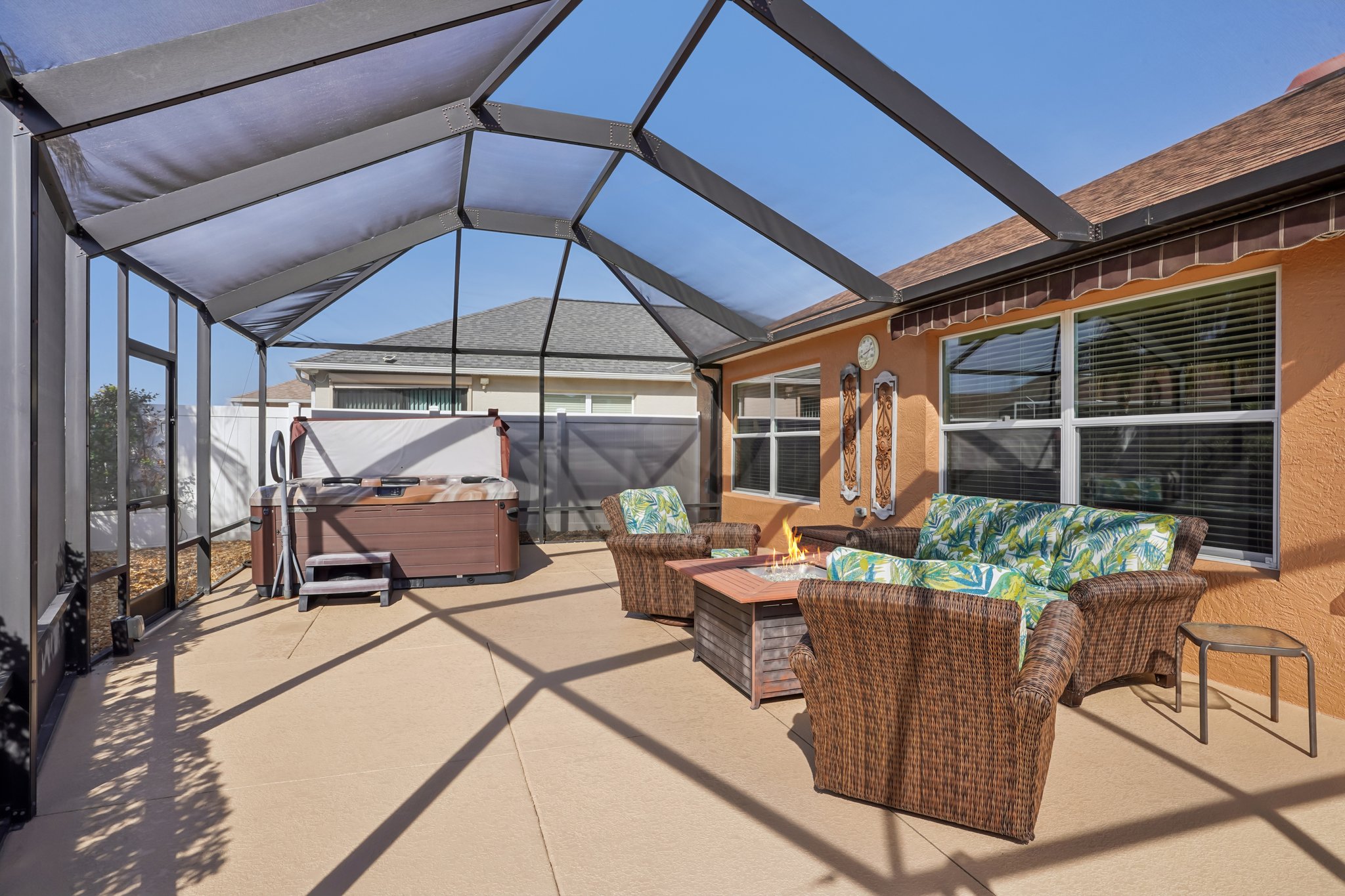 Becker Ave-S2102-035.jpg