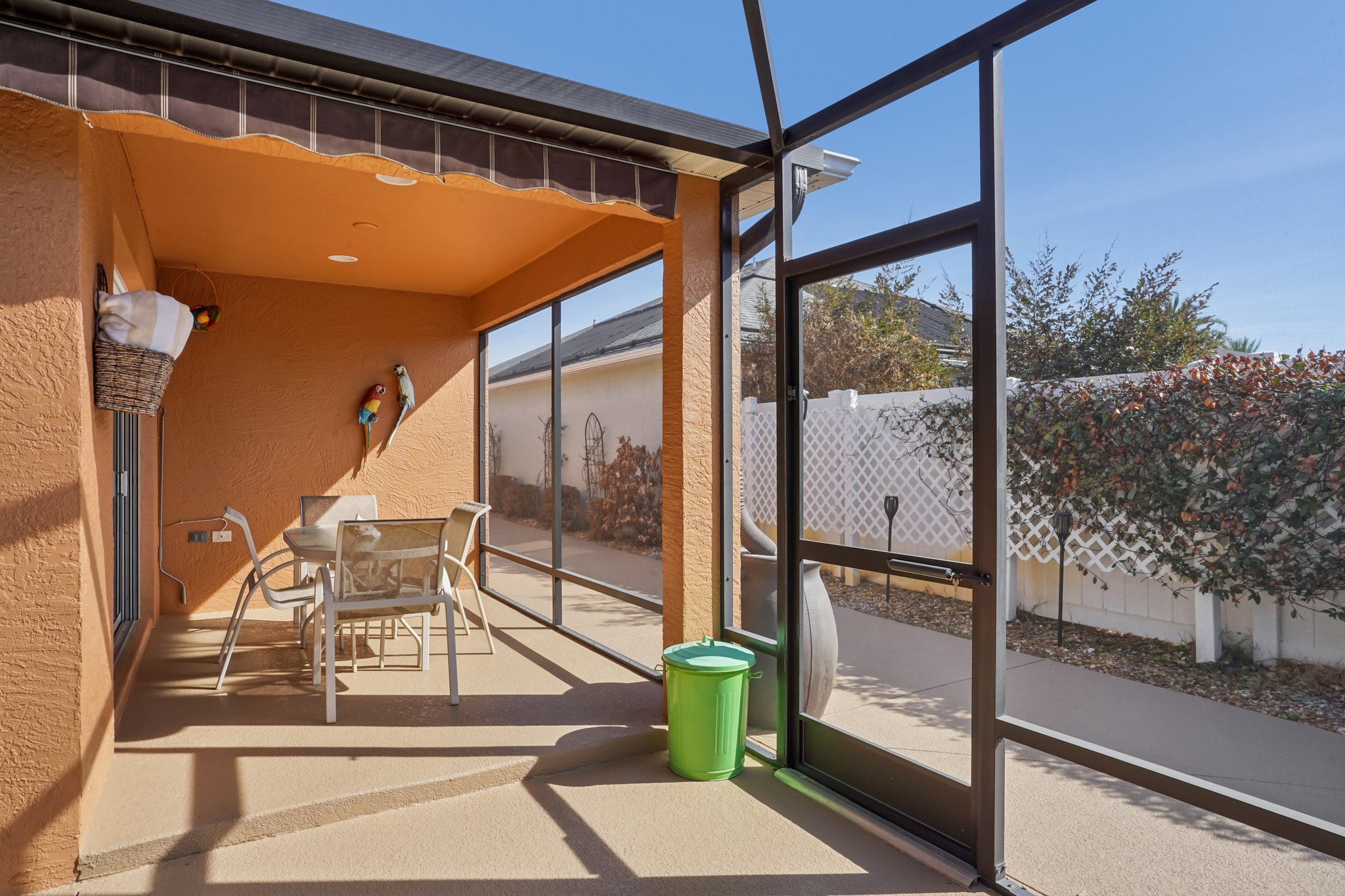 Becker Ave-S2102-039.jpg