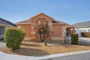 Becker Ave-S2102-002.jpg