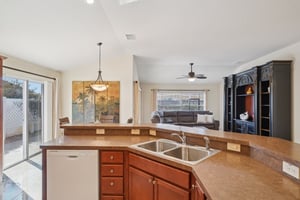 Becker Ave-S2102-015.jpg