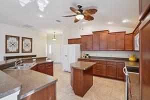 Becker Ave-S2102-017.jpg