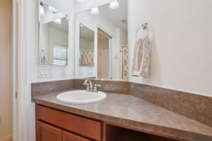 Becker Ave-S2102-029.jpg