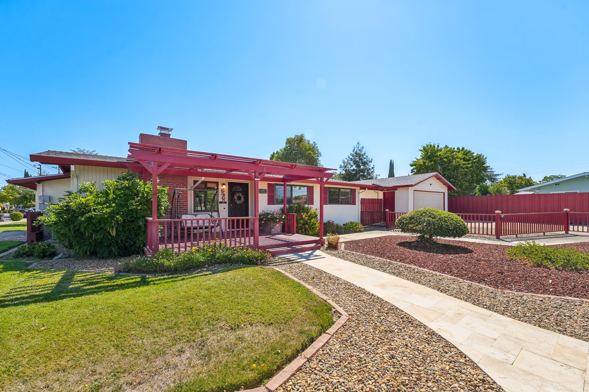Rincon Ave-S2108-012.jpg