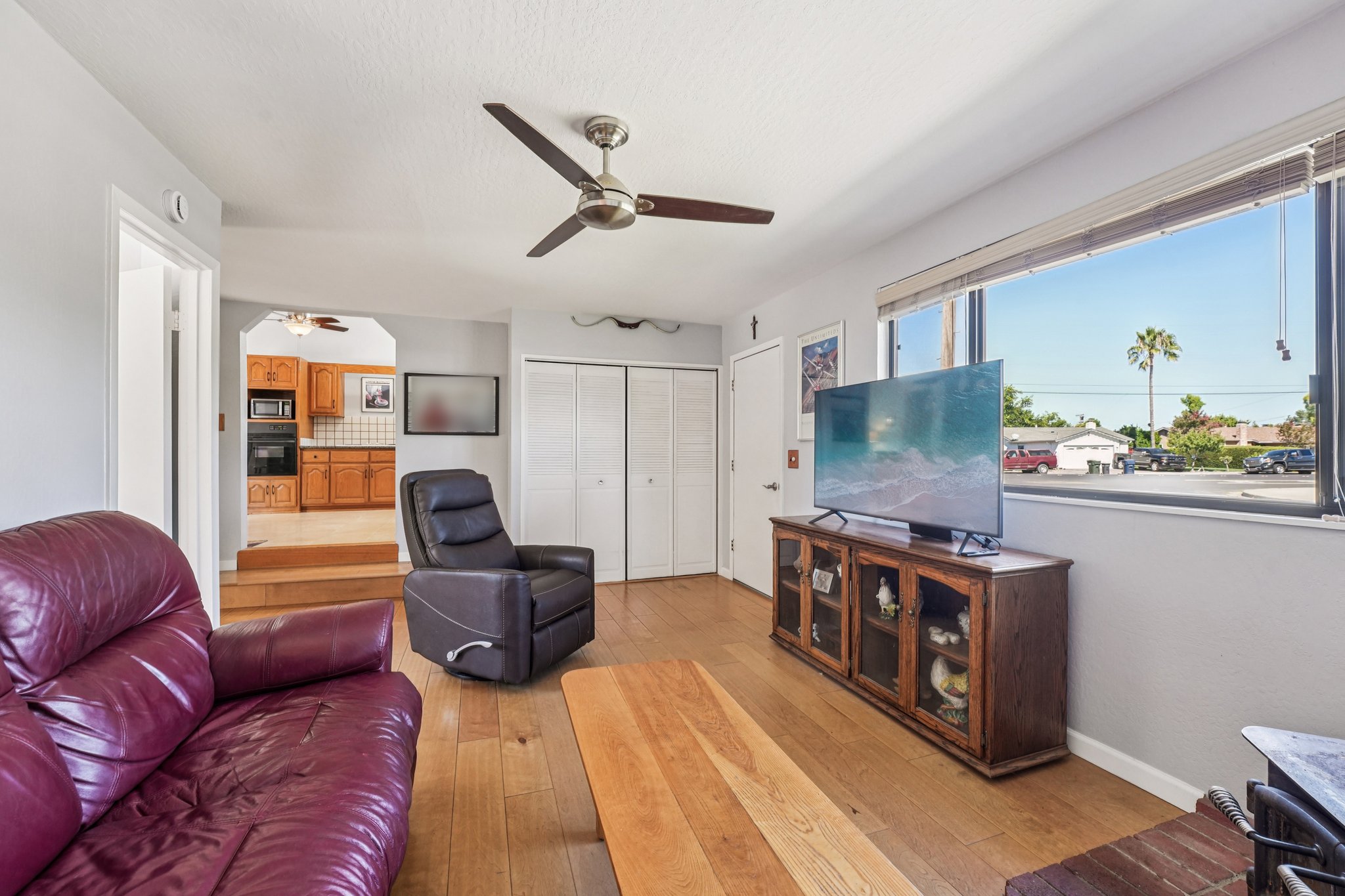 Rincon Ave-S2108-042.jpg