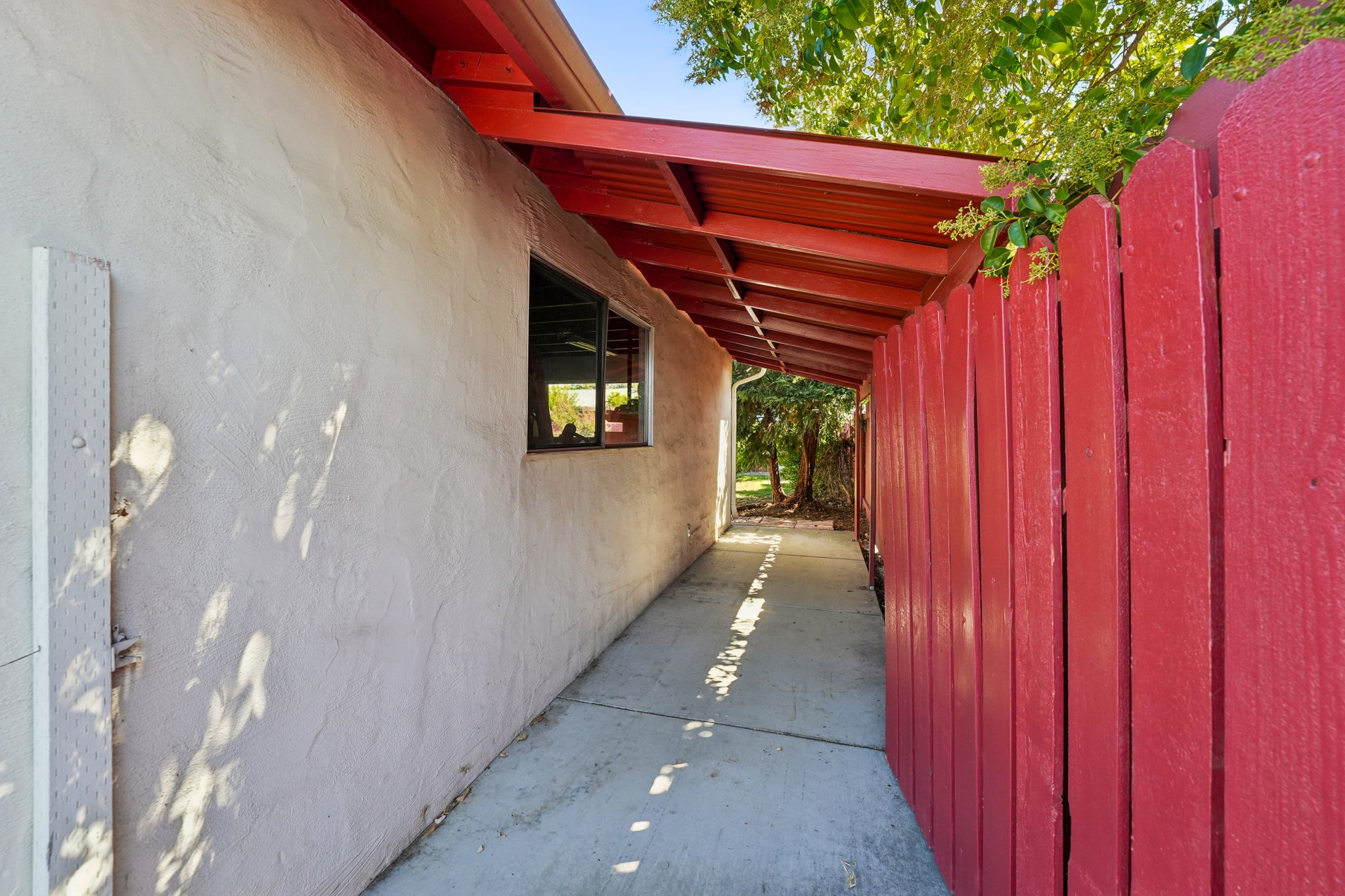 Rincon Ave-S2108-070.jpg