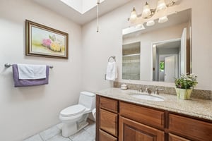 Rincon Ave-S2108-052.jpg
