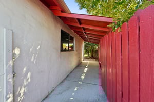 Rincon Ave-S2108-070.jpg