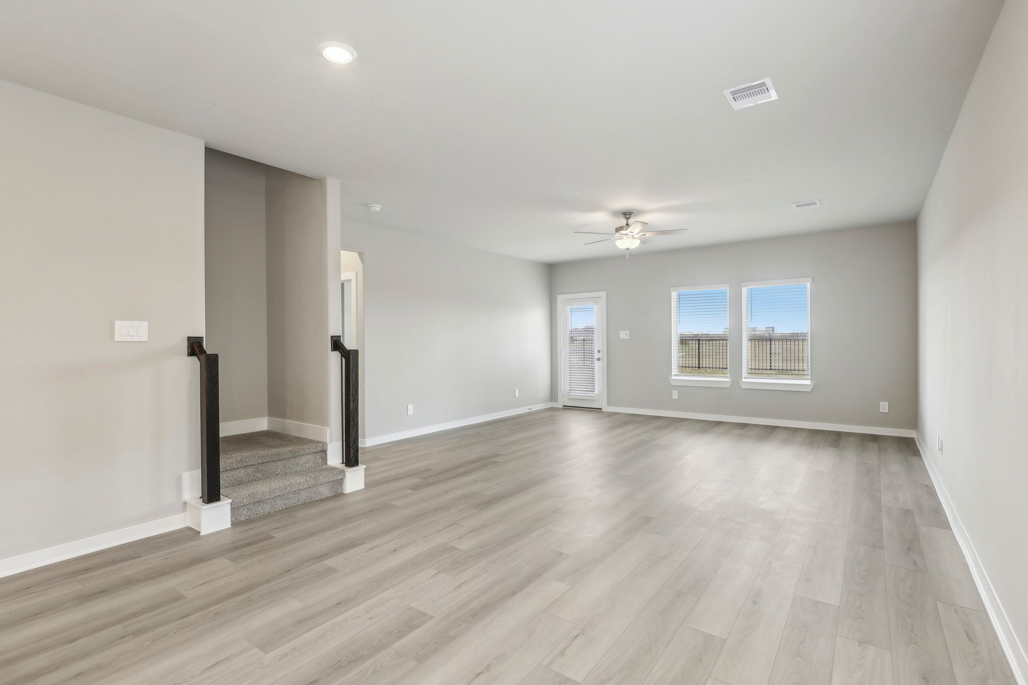 Houston - Central Park Square - 10521 Discovery Ln, Texas City, TX 77591 - 005
