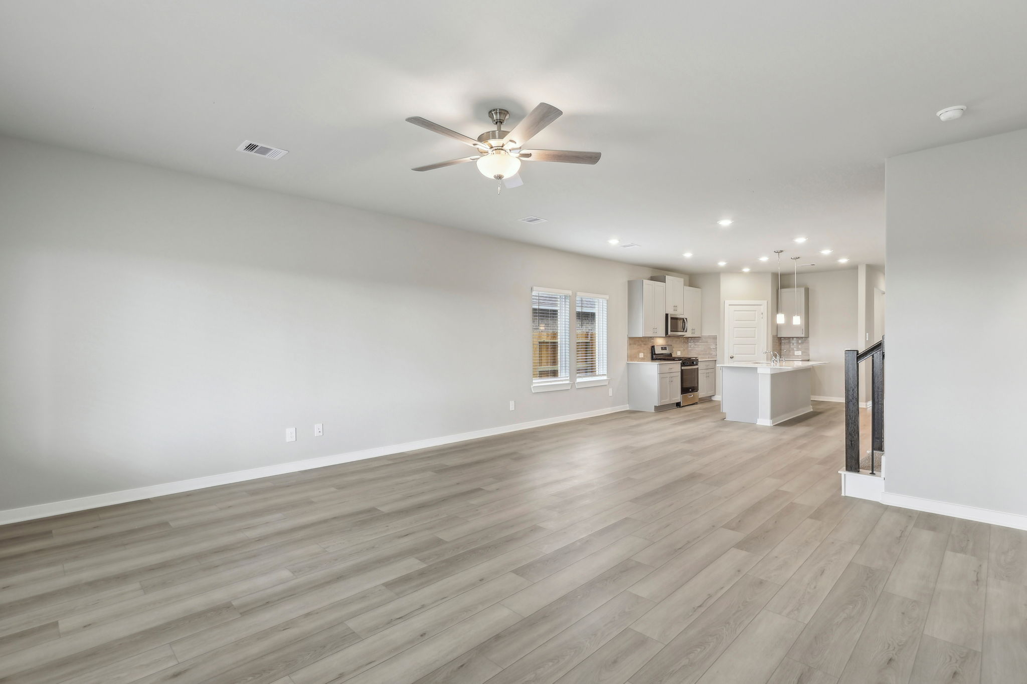 Houston - Central Park Square - 10521 Discovery Ln, Texas City, TX 77591 - 007