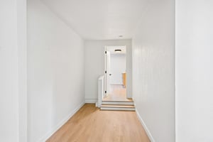 22nd Ave E-S0309-029.jpg