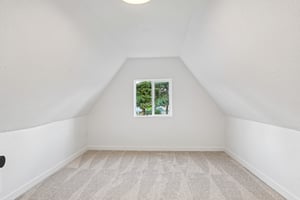 22nd Ave E-S0309-042.jpg