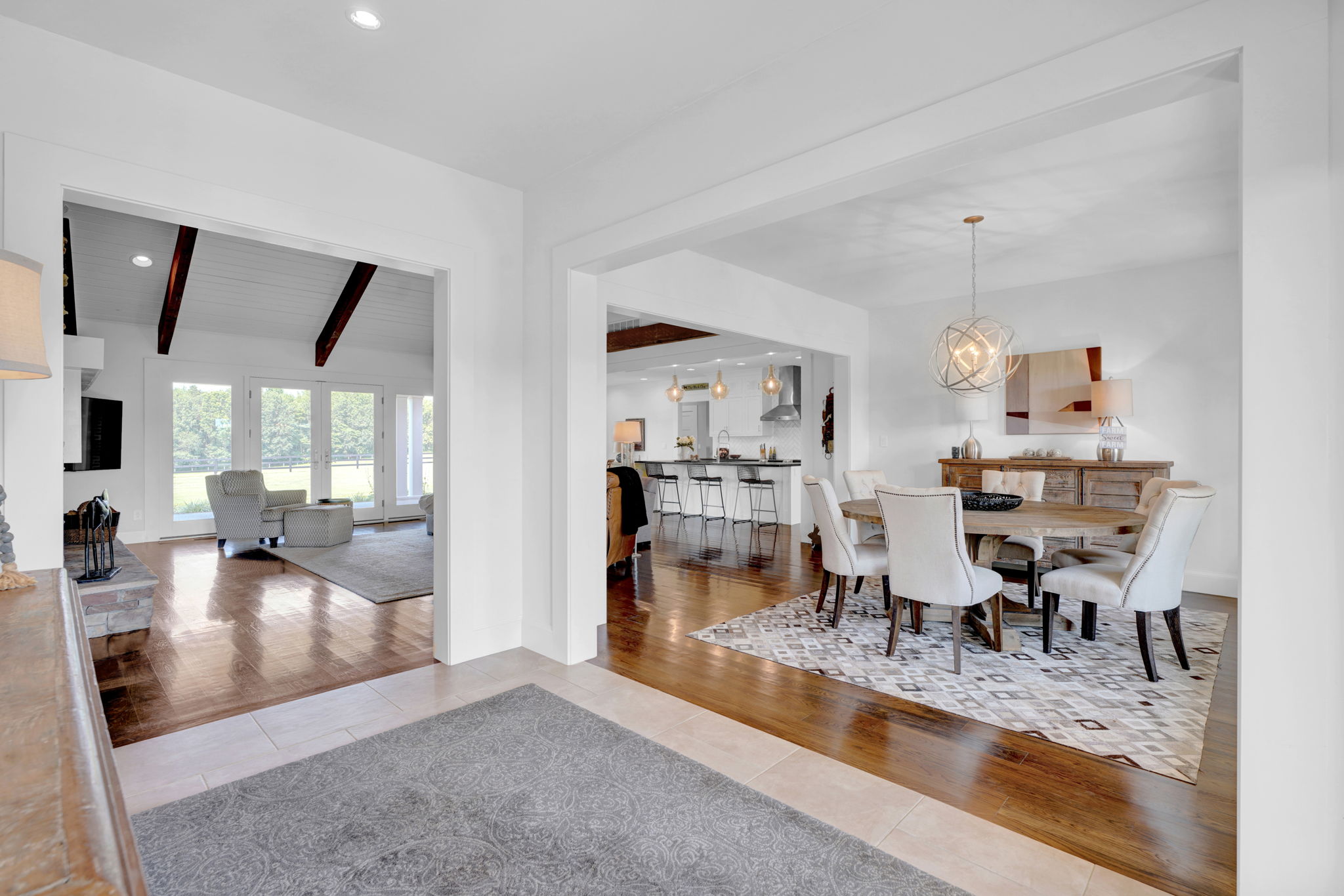 Open & Airy Living Areas