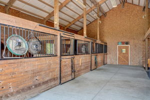 3 Stall Stable (Could be 4) 39’x34’