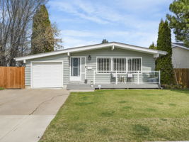  Photo 0