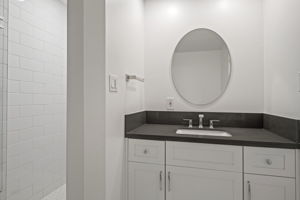10527 Le Conte-32