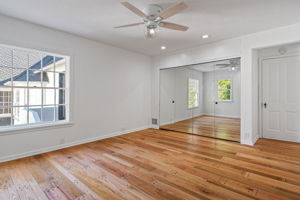 10527 Le Conte-24