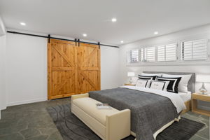 10527 Le Conte-33