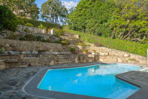 10527 Le Conte-40