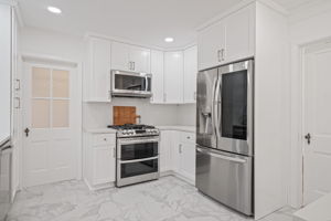 10527 Le Conte-13