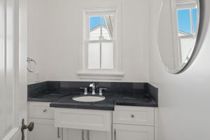 10527 Le Conte-16