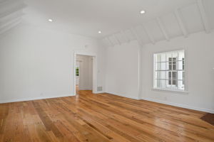 10527 Le Conte-8