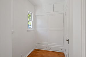 10527 Le Conte-27