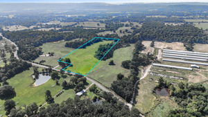 Land real estate media in Russellville, Arkansas by Avery & Bryant
