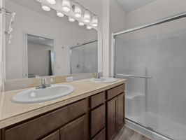  Photo 23