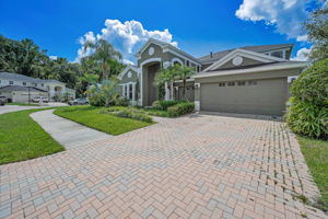 Front Exterior5