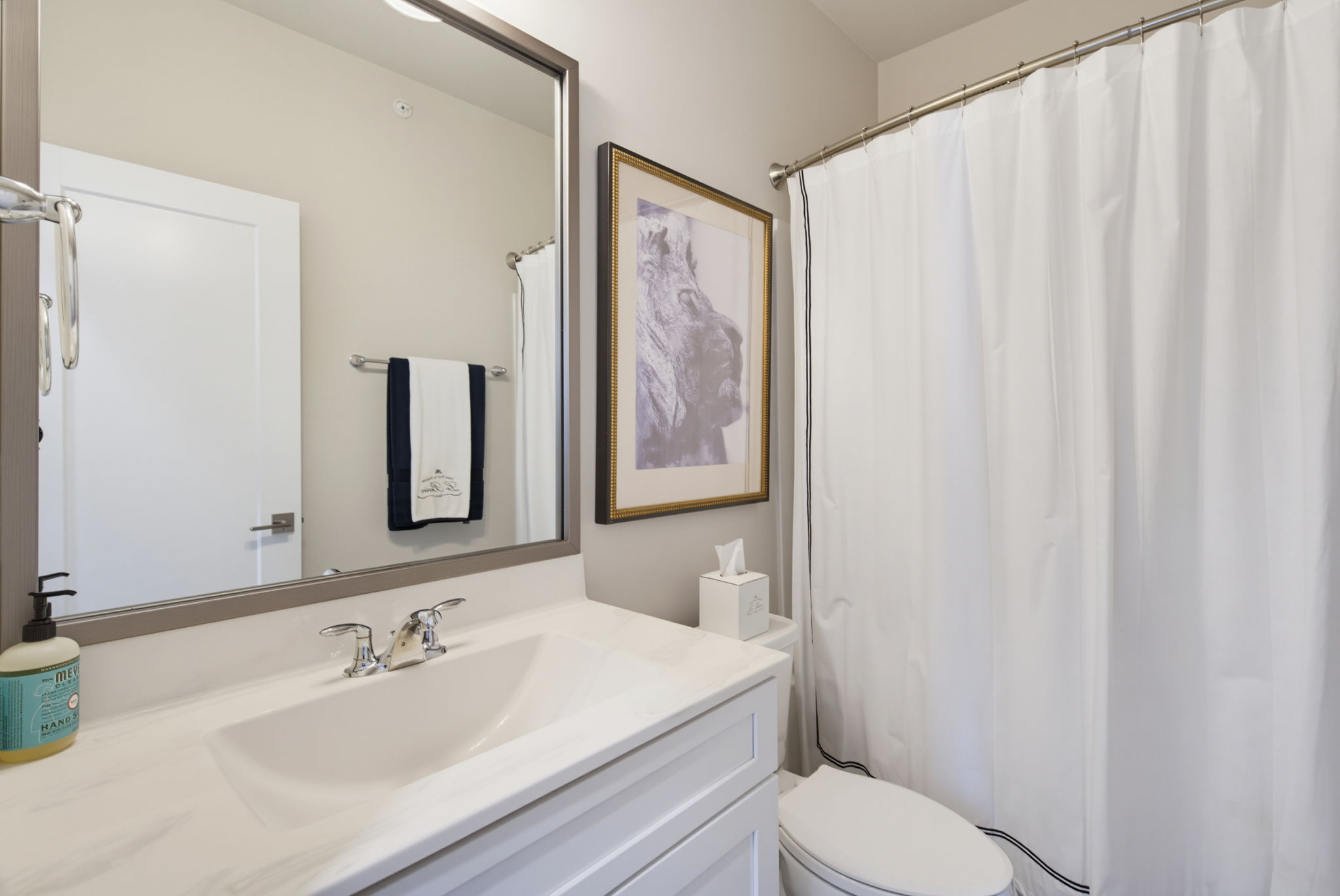 10530 Sablewood_101-19