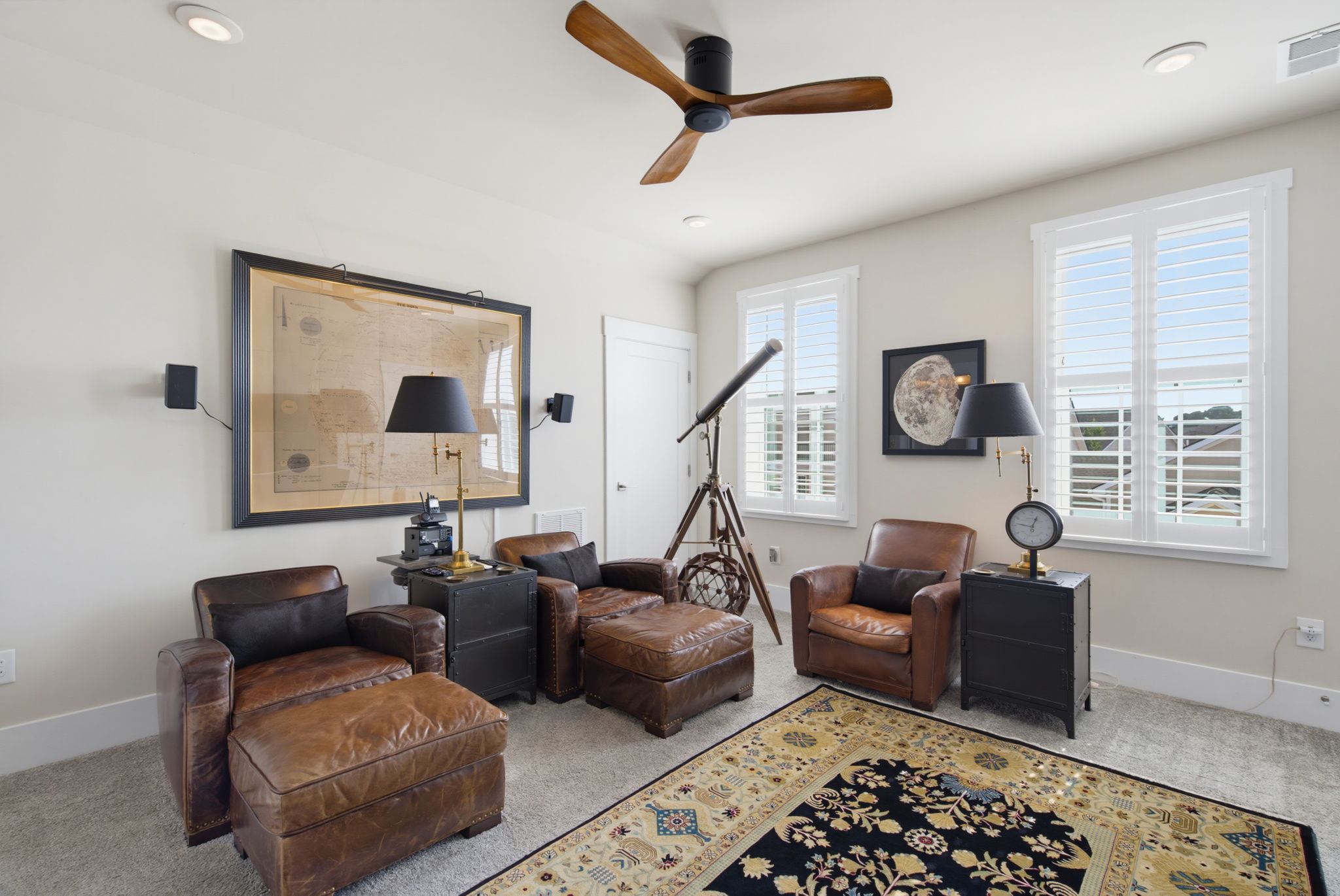 10530 Sablewood_101-24