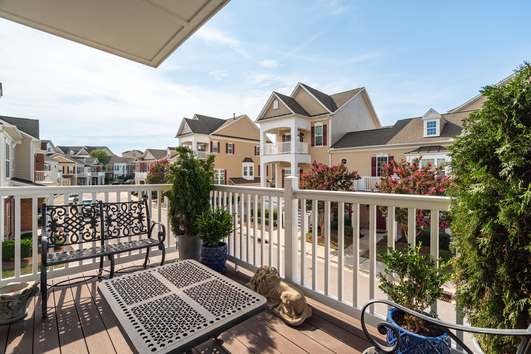 10530 Sablewood_101-27