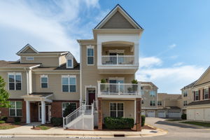10530 Sablewood_101-1