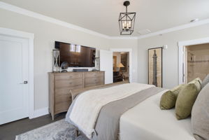 10530 Sablewood_101-14