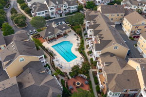 10530 Sablewood_101-38