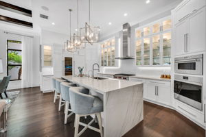 Breakfast Bar - Kitchen