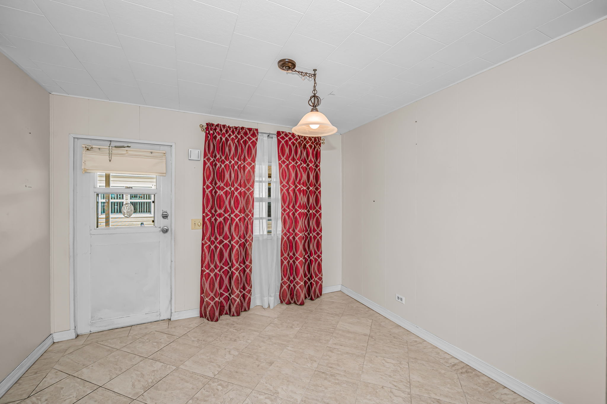 Dining Room1