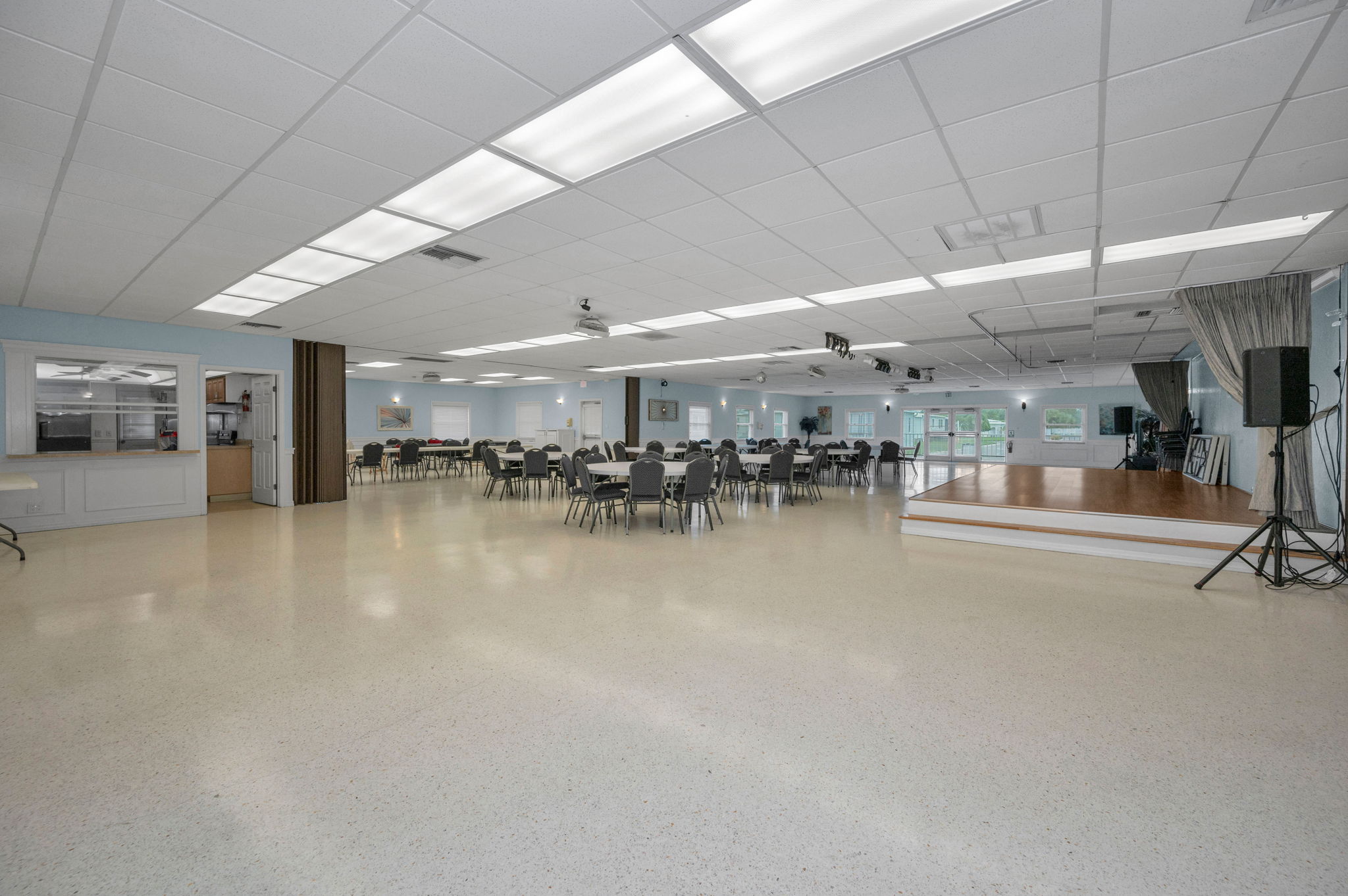 Clubhouse2